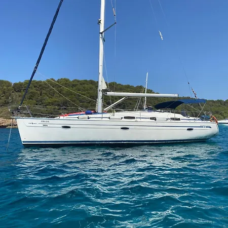 Båthotell Velero En Puerto De *