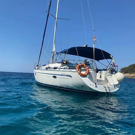 Bådhotel Velero En Puerto De Valencia
